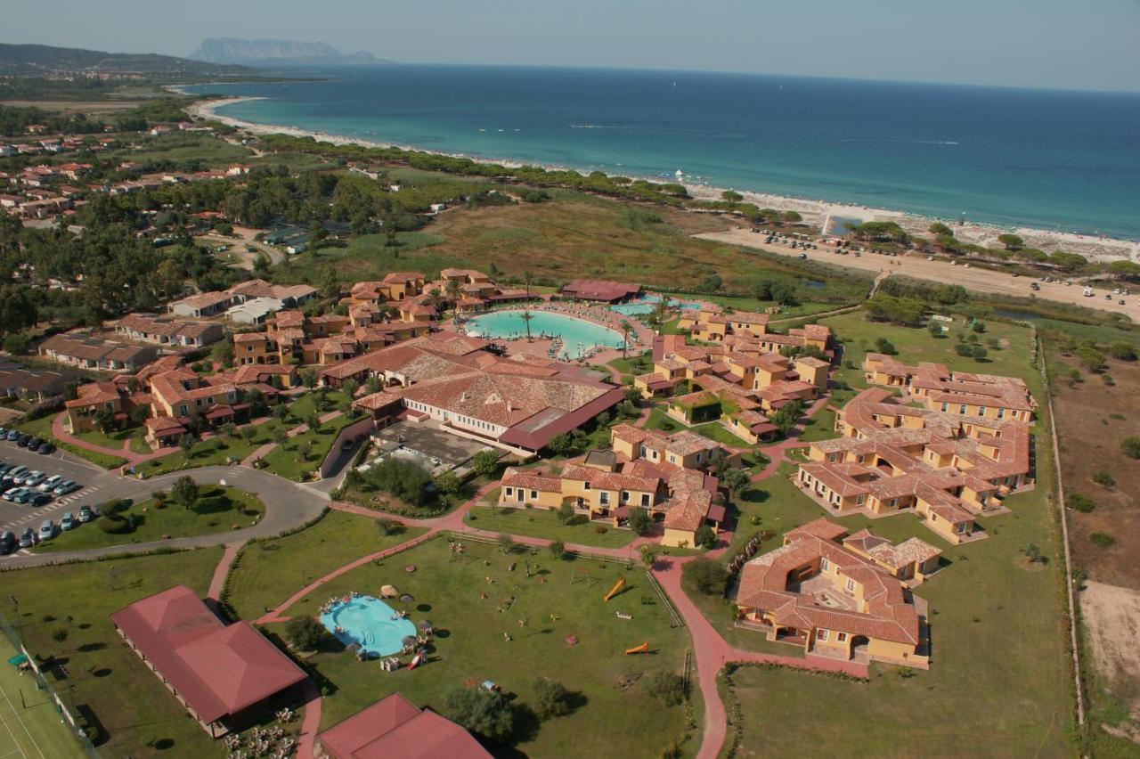 Valtur Baia Dei Pini Hotel Budoni Exterior photo