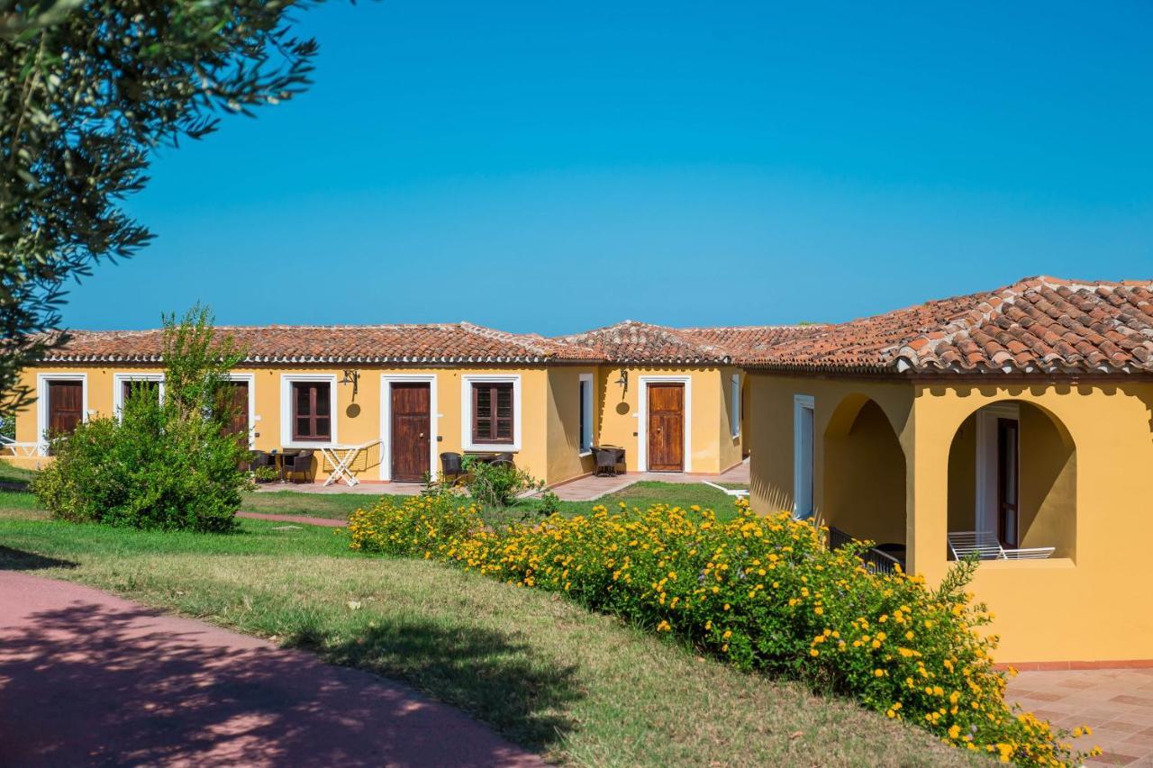 Valtur Baia Dei Pini Hotel Budoni Exterior photo