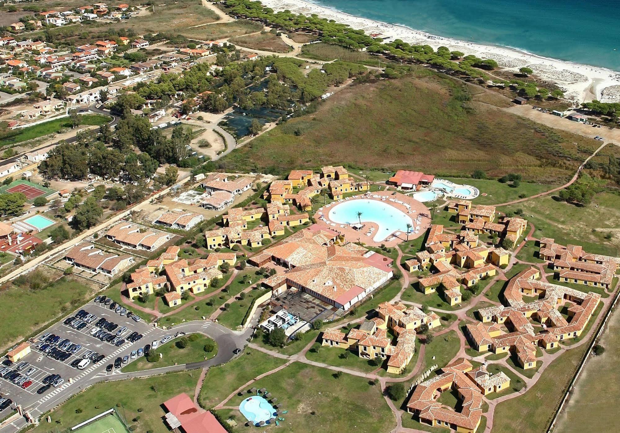 Valtur Baia Dei Pini Hotel Budoni Exterior photo